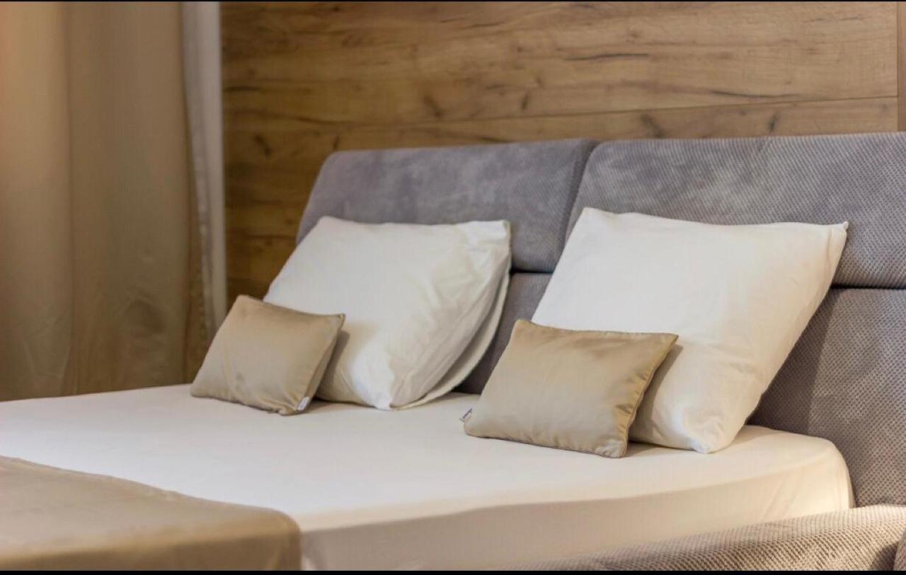 Apartment Faryna بوخارست المظهر الخارجي الصورة